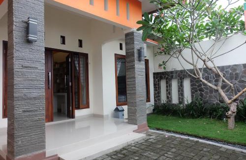 Condongcatur House | Homestay Syariah Sawitsari Dekat Pakuwon Mall dan UGM by Simply Homy