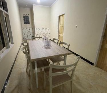 Sulawesi House | Homestay Whale Shark