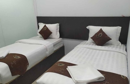 Banuhampu Hotel | Hotel azzahra syariah