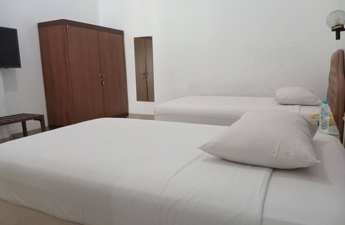 Semarang Hotel | HOTEL CANDI BARU