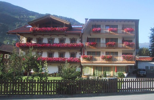 Zell am Ziller Hotel | Hotel Garni Elisabeth
