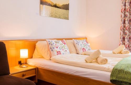Strobl House | Hotel garni Weberhäusl