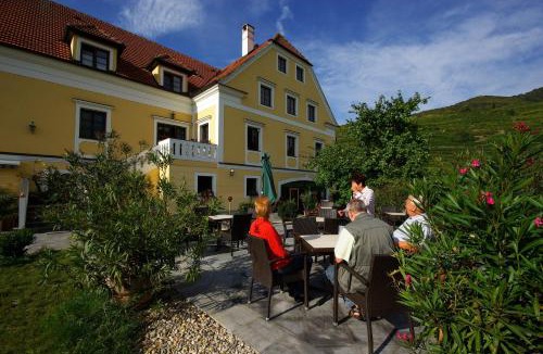 Spitz Hotel | Hotel garni Weinberghof & Weingut Lagler