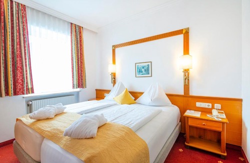 Bad Hofgastein Hotel | Hotel Germania Gastein - ganzjährig inklusive Alpentherme Gastein
