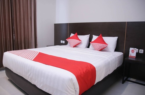 Ambon Hotel | Hotel O Azzahra Guest House Syariah