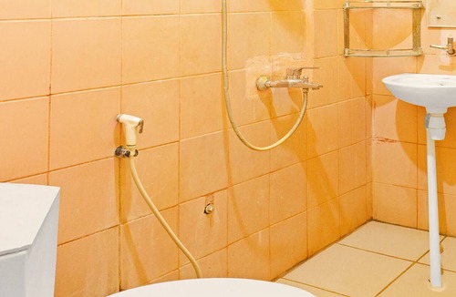 Bandar Lampung Hotel | Hotel O Bandar Lampung Near Teropong Kota Bukit Cindy Formerly Divka Residence