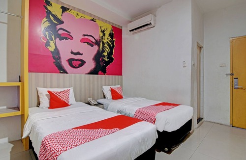 Pekanbaru Hotel | Hotel O Celine Home Syariah
