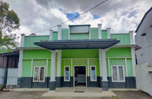 Mamuju Hotel | Hotel O Emmy Homestay Syariah