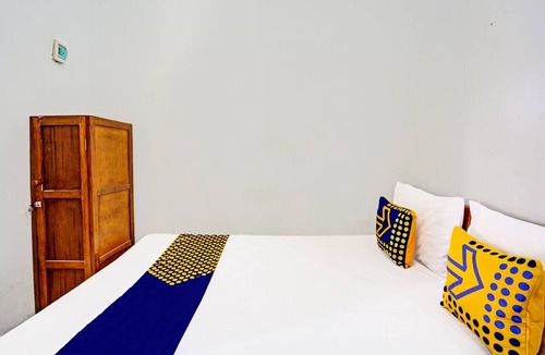 Paso Hotel | Hotel O Kost Stan