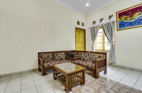 Padalarang Hotel | Hotel O My Guest House Syariah