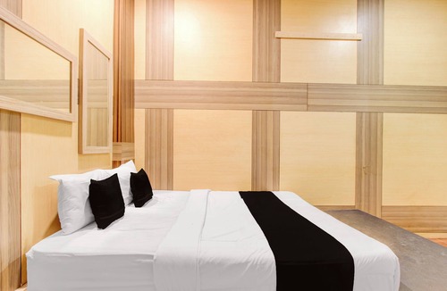 Depok Hotel | Hotel O near Maguwoharjo Stadium formerly Graha Ngaso