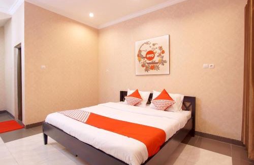 Depok Hotel | Hotel O near UGM formerly Bayang Brothers Guest House