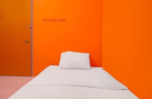 Lubuk Baja Hotel | Hotel O Penginapan ReniNearMall Nagoya Hill