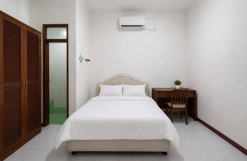Surakarta Hotel | Hotel O Syariah Near UNS Surakarta forme