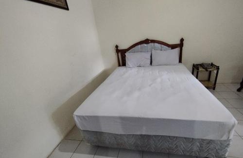 Pinrang Hotel | Hotel O Wisma Bunda Syariah Near Man Pinrang