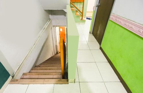 Lubuk Baja Hotel | Hotel O Wr House Syariah BatamNearEast Coast Park