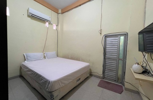 Enrekang Hotel | Hotel O Ziza Kost82 Syariah