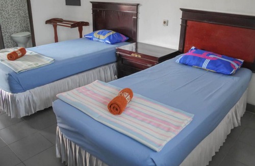 Cirebon Hotel | Hotel Rajawali Mitra RedDoorz