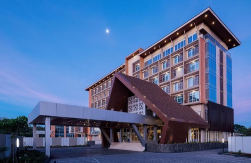 Bandung Hotel | Hotel Santika Gunungkidul
