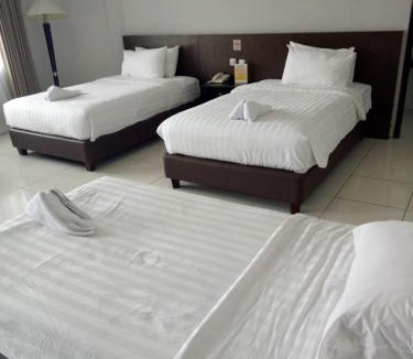 Hombel Hotel | Hotel Sindha