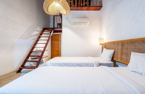 Kuta Hotel | Inlight Lombok Family Deluxe Twin Room