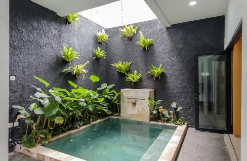 Grogol House | INNCA Amerta Villa, Solo