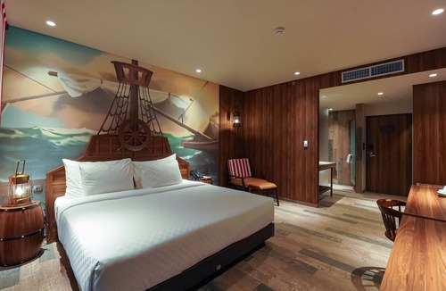 Kalangbret Hotel | JAMBOO KINGDOM HOTEL & RESORT