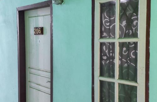 Medan Hotel | Johje Guest House Medan Mitra RedDoorz