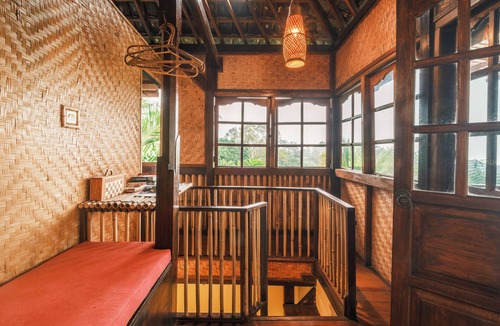Selemadeg House | Jungle House with Stunning views and a Natural pool!