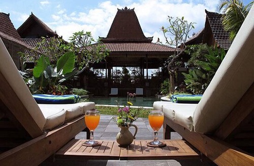 Dewi Sri Hotel | Kampung Cenik