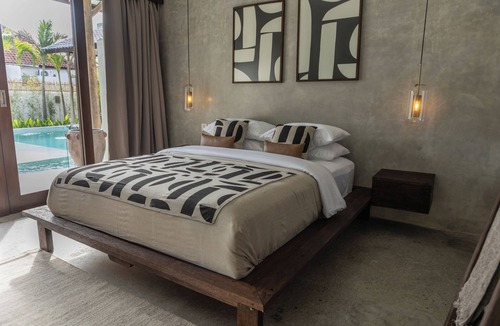 Batu Bolong Hotel | Kano Twin