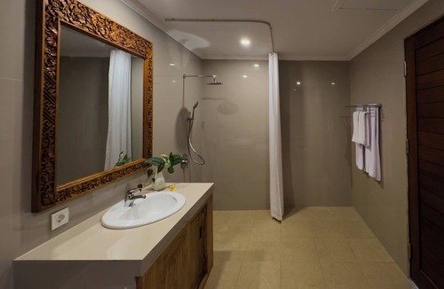 Kemenuh Hotel | Koeluma Bali