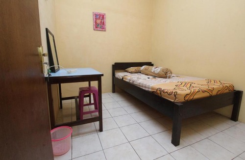 Kalipuro House | Kost&Guesthouse Tirza