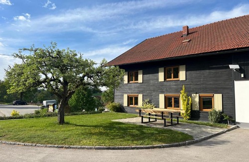 Raab House | Kramersacherl Raab-Modernes Wohnen im alten Charme