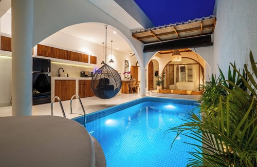 Padangsambian Klod Villa | La Feliz Villa Seminyak