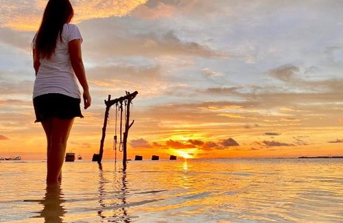 Karimunjawa Islands House | Laendra Sunset Karimunjawa