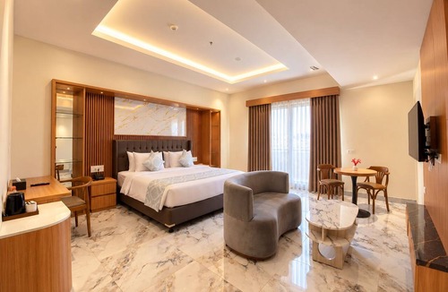 Karawang Hotel | Lakeside TELL Cikarang