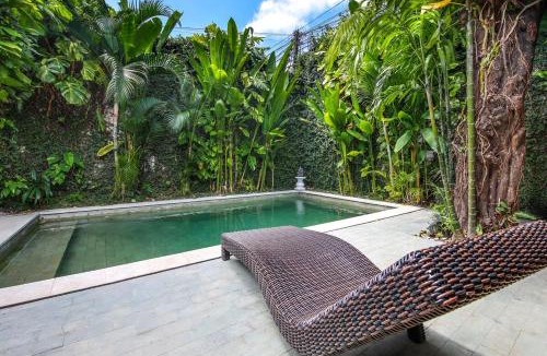 North Legian Villa | Legian Beach Villa - 3-room open villa, private pool, near the beach, Netflix