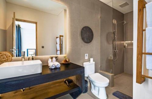 Melayang Villa | Levana Elegant 9 BR Private Pool Villa