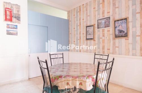 Yogyakarta Hotel | Londres Bed and Breakfast RedPartner near Gembira Loka Zoo