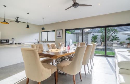 Padangsambian Klod Villa | Lotus Villa - Spacious Pool Retreat with BBQ & Patio