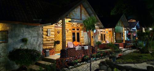 Bukit Lawang House | Lucky Bamboo'Bungalows and Orangutan Jungle Trekking Tours
