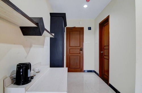 Pekanbaru House | Luxury Deluxe DBL Retreat W/Free WiFi and Parking