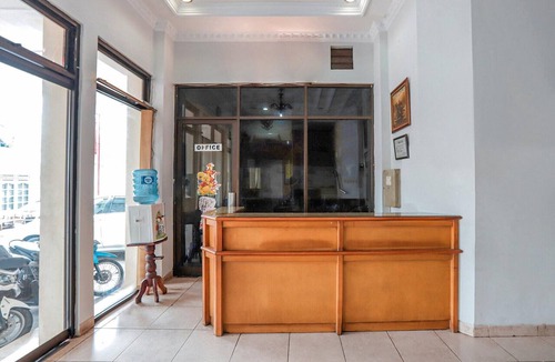 Old Jakarta House | Luxury Deluxe DBL Retreat W/Free WiFi and Parking