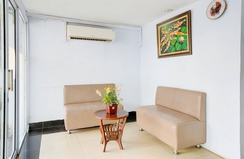 Lubuk Baja House | Luxury Deluxe DBL Retreat W/Free WiFi and Parking