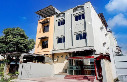 Medan House | Luxury Deluxe DBL Retreat W/Free WiFi and Parking