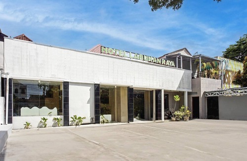 Medan House | Luxury Twin Comfort Stay W/Free Parking and Pool