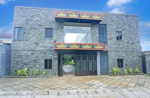 Rajabasa House | Luxury Twin Stay with Free WiFi and Parking