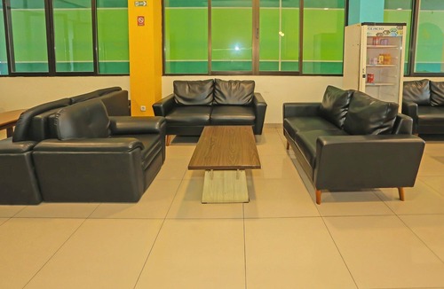 Gambir House | Luxury Twin Stay with Free WiFi and Parking
