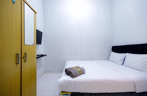 Surabaya Hotel | Marcello Residence Siwalankerto near Petra University Surabaya Mitra RedDoorz
